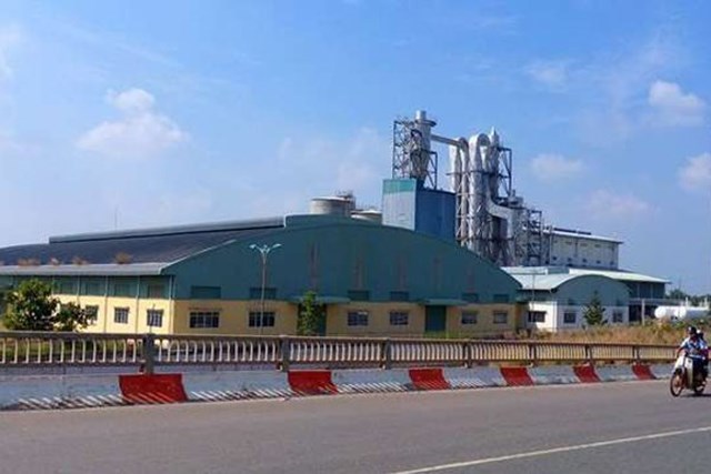 Dự &aacute;n Bột giấy Phương Nam trong danh s&aacute;ch 12 đại dự &aacute;n thua lỗ của ng&agrave;nh C&ocirc;ng Thương m&agrave; Ch&iacute;nh phủ li&ecirc;n tục phải trả nợ thay. Ảnh: B&aacute;o Tuổi trẻ.