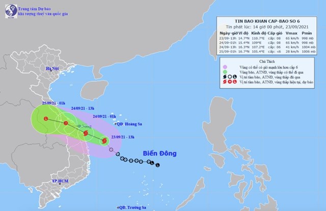 B&atilde;o số 6 tr&ecirc;n Biển Đ&ocirc;ng đang di chuyển theo hướng t&acirc;y t&acirc;y bắc, hướng v&agrave;o đất liền c&aacute;c tỉnh Trung Trung Bộ. Ảnh: Trung t&acirc;m dự b&aacute;o kh&iacute; tượng thủy văn quốc gia.