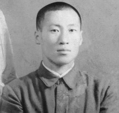 Chung Ju Yung thời trẻ
