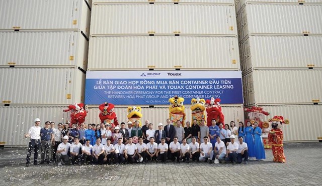 H&#242;a Ph&#225;t b&#224;n giao đơn h&#224;ng container đầu ti&#234;n cho Touax Container Leasing - Ảnh 2