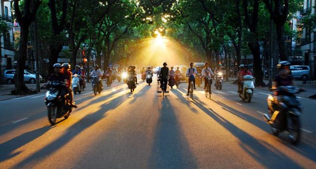 H&agrave; Nội đ&oacute;n h&igrave;nh th&aacute;i thời tiết với trời nắng n&oacute;ng oi bức trong v&agrave;i ng&agrave;y đầu tuần.