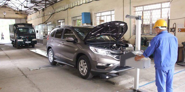 Tăng gi&#225; đăng kiểm &#244; t&#244;, thay đổi c&#225;ch t&#237;nh lương vi&#234;n chức ng&#224;nh th&#244;ng tin truyền th&#244;ng... l&#224; những ch&#237;nh s&#225;ch mới c&#243; hiệu lực từ th&#225;ng 10/2022 - Ảnh 1