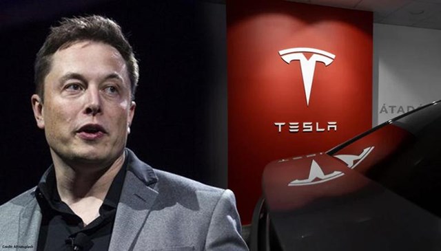 Với việc cổ phiếu Tesla tăng 13% h&ocirc;m 25/10, gi&aacute; trị vốn ho&aacute; h&atilde;ng xe điện Mỹ lần đầu vượt 1.000 tỷ USD.