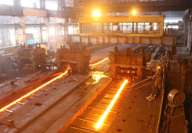 Trước &aacute;p lực về khoản thua lỗ nặng, nhiều doanh nghiệp buộc phải dừng hoạt động sản xuất l&ograve; cao.&nbsp;