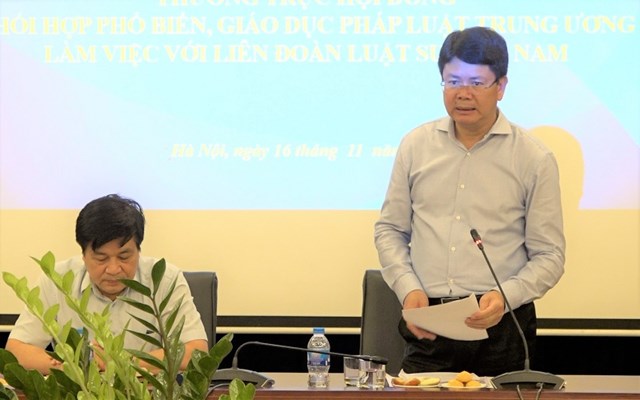 Li&#234;n đo&#224;n Luật sư Việt Nam: Cần tiếp tục nh&#226;n rộng c&#225;c m&#244; h&#236;nh hiệu quả về phổ biến, gi&#225;o dục ph&#225;p luật - Ảnh 1