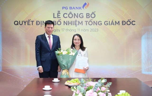 B&agrave; Đinh Thị Huyền Thanh trong Lễ c&ocirc;ng bố quyết định bổ nhiệm tổng gi&aacute;m đốc h&ocirc;m 17/11. Ảnh:&nbsp;PGBank