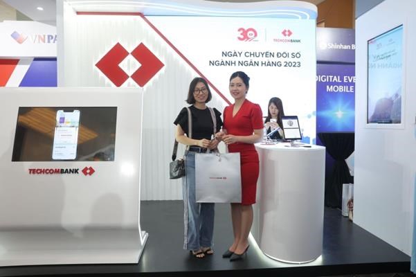 Những giải ph&aacute;p t&agrave;i ch&iacute;nh của Techcombank g&acirc;y được sự ch&uacute; &yacute; của người d&ugrave;ng