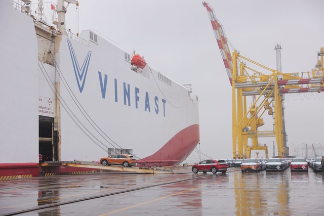 Thủ tướng Phạm Minh Ch&#237;nh: VinGroup - VinFast ch&#237;nh l&#224; đại diện ti&#234;u biểu cho một thế hệ doanh nghiệp mới năng động, s&#225;ng tạo, tự tin - Ảnh 2