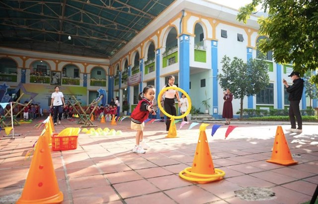 Trường Mầm non Minh Khai lan tỏa m&#244; h&#236;nh gi&#225;o dục to&#224;n diện cho trẻ mầm non - Ảnh 2