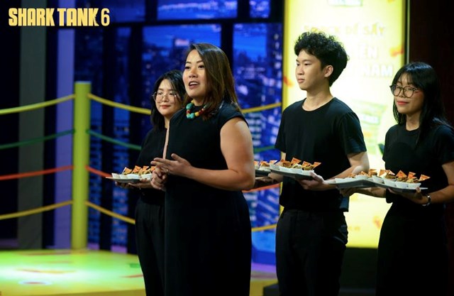 Startup Việt l&#224;m snack, đồ ăn vặt từ dế quảng b&#225; đủ đạm cho cả bữa ăn, tham vọng doanh số đạt 700.000 USD năm 2024 gọi vốn th&#224;nh c&#244;ng tại SharkTank - Ảnh 1