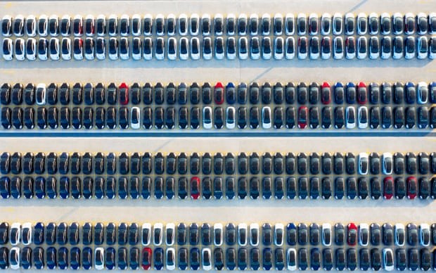 Nh&agrave; m&aacute;y Tesla tại Thượng Hải đang sản xuất nhiều &ocirc; t&ocirc; hơn nh&agrave; m&aacute;y ở California.