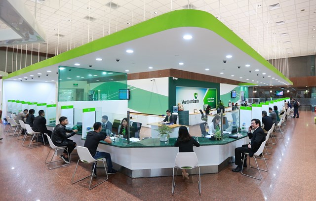 Ng&acirc;n h&agrave;ng Vietcombank ph&aacute;t mại nhiều bất động sản, t&agrave;i sản để thu hồi nợ