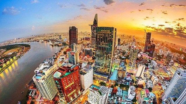ADB n&#226;ng dự b&#225;o tăng trưởng GDP Việt Nam từ 1,8% l&#234;n 2,3% - Ảnh 1