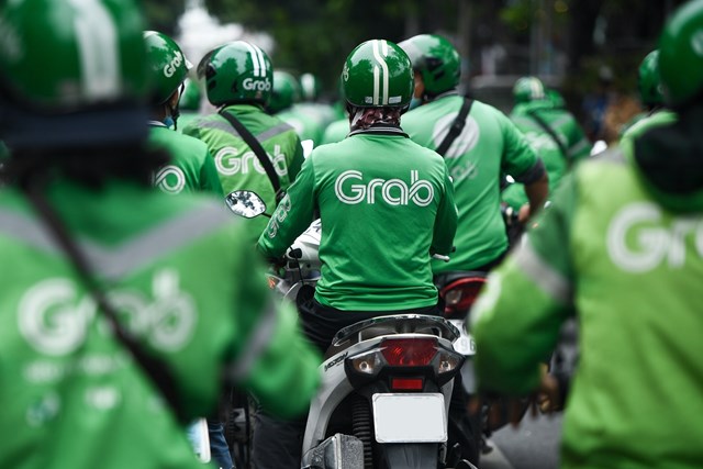 Grab bắt đầu thời kỳ &quot;thắt lưng buộc bụng&quot;: cắt giảm chi ph&#237;, đ&#243;ng băng tiền lương - Ảnh 1