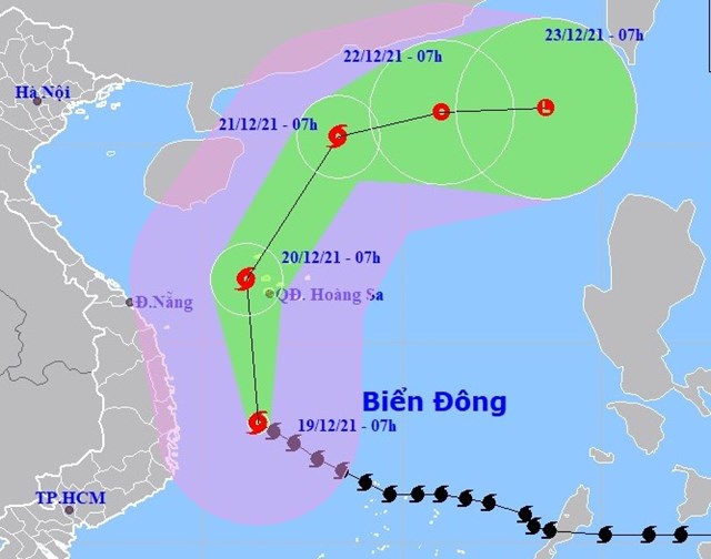 Dự b&aacute;o vị tr&iacute; v&agrave; đường đi của b&atilde;o số 9. Ảnh NCHMF