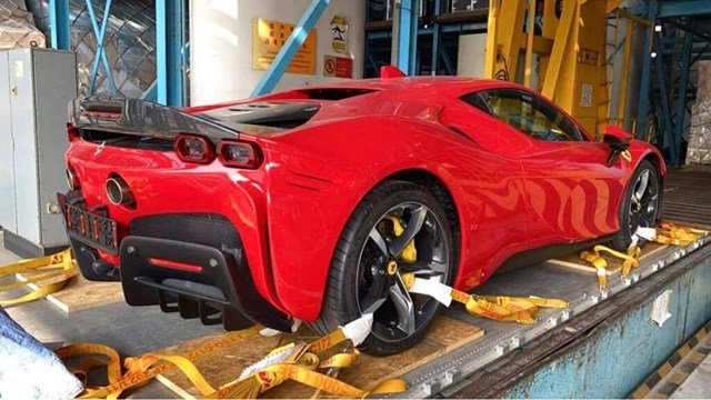 Bộ đ&#244;i si&#234;u xe McLaren 765LT v&#224; Ferrari SF90 Stradale gi&#225; h&#224;ng chục tỷ VNĐ sắp về Việt Nam: Chủ nh&#226;n l&#224; một nữ đại gia 9X? - Ảnh 5