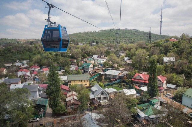 Almaty l&agrave; nơi thu h&uacute;t nhiều kh&aacute;ch du lịch quốc tế. Ảnh: Bloomberg