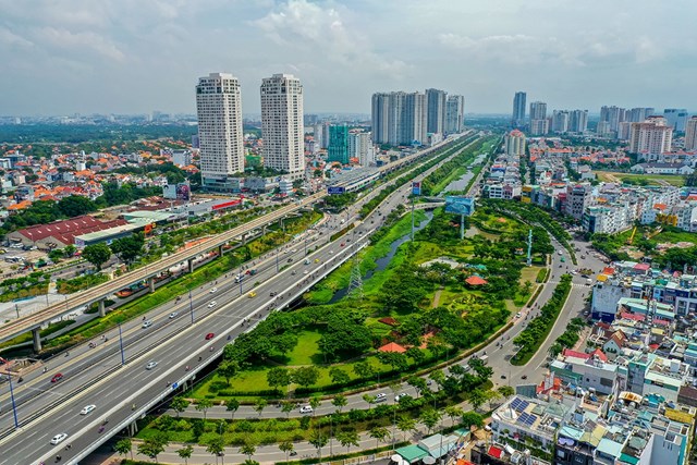 Xuất hiện hiện tượng&nbsp;đầu cơ lợi dụng việc ph&aacute;t triển hạ tầng để "thổi gi&aacute;" nhằm thu lợi bất ch&iacute;nh.