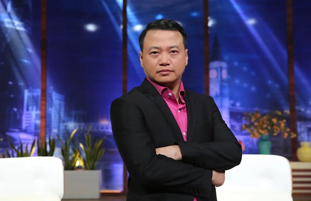&Ocirc;ng Nguyễn H&ograve;a B&igrave;nh (Shark B&igrave;nh) - Nh&agrave; s&aacute;ng lập ki&ecirc;m Chủ tịch HĐQT NextTech Group. Ảnh: Shark Tank