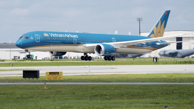 Vietnam Airlines lỗ sau thuế gần 12.000 tỉ đồng trong năm 2020.