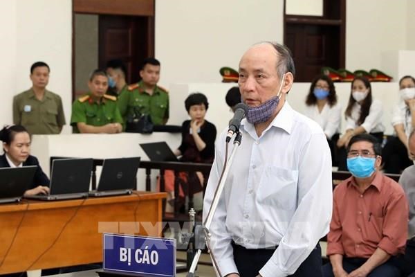 Bị c&aacute;o Dũng xin được miễn h&igrave;nh phạt v&agrave; kh&ocirc;ng phải chịu tr&aacute;ch nhiệm li&ecirc;n đới bồi thường thiệt hại.