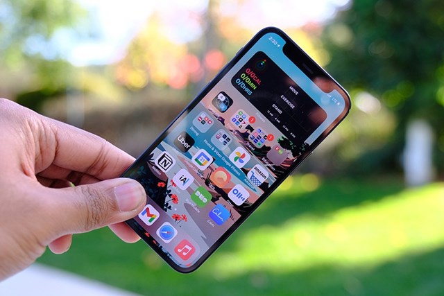 Apple sẽ dừng sản xuất iPhone 12 mini trong qu&yacute; n&agrave;y.&nbsp;