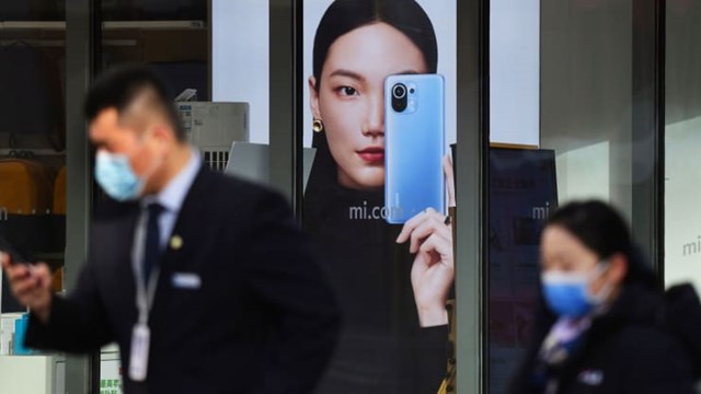 Xiaomi lần đầu ti&ecirc;n trở th&agrave;nh nh&agrave; sản xuất smartphone lớn thứ hai tr&ecirc;n thế giới. Ảnh: CNBC