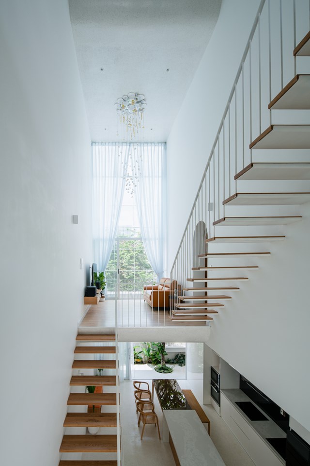 Hai b&ecirc;n đ&atilde; c&oacute; những ng&agrave;y trao đổi đến 2h s&aacute;ng để thống nhất &yacute; tưởng thiết kế v&agrave; cho ra đời c&ocirc;ng tr&igrave;nh giống với mong đợi.