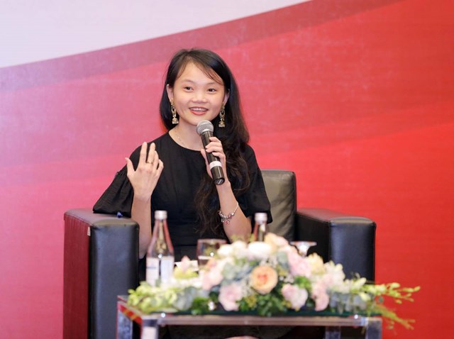 Mai Ngọc Hảo, con g&aacute;i &ocirc;ng Mai Hữu T&iacute;n chia sẻ về những kh&oacute; khăn của thế hệ F2 trước khi nhận chuyển giao doanh nghiệp.