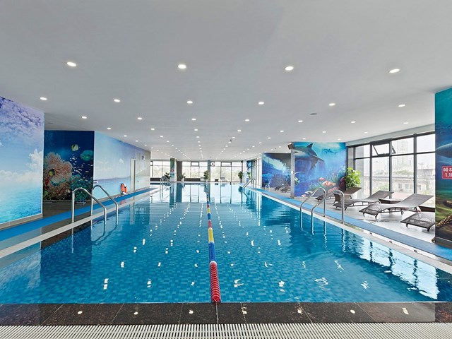 Bể bơi 4 m&ugrave;a v&agrave; ph&ograve;ng tập Gym 5 sao tại dự &aacute;n đ&atilde; đi v&agrave;o hoạt động .&nbsp;