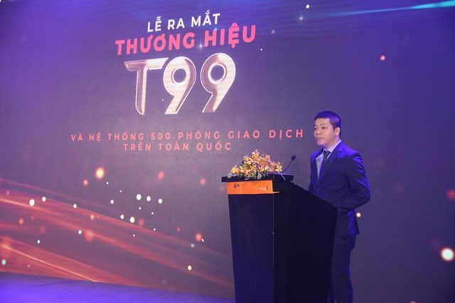 &Ocirc;ng L&ecirc; Xu&acirc;n Việt - Tổng gi&aacute;m đốc T99 chia sẻ tại sự kiện ra mắt T99, ng&agrave;y 1/1.
