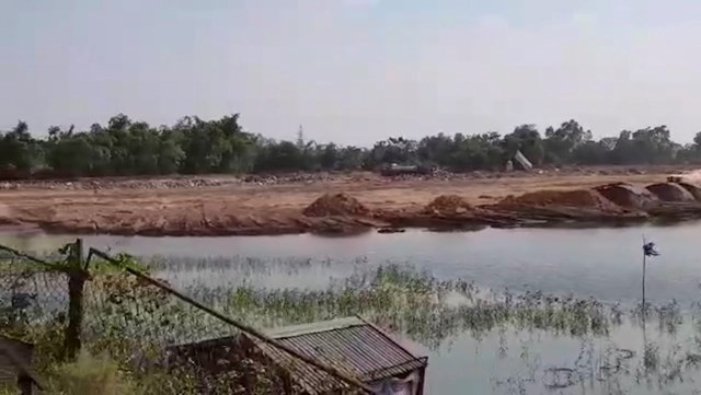 Dự &aacute;n TMS Land Đầm C&oacute;i đang được đổ đất, san nền nhưng nhiều s&agrave;n đ&atilde; rao b&aacute;n rầm rộ.&nbsp;