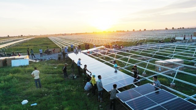 Thi c&ocirc;ng Cụm Dự &aacute;n điện mặt trời Xu&acirc;n Thiện - Ea S&uacute;p tại huyện Ea S&uacute;p.&nbsp;