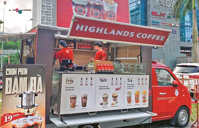 Một qu&aacute;n c&agrave; ph&ecirc; lưu động của Highland Coffee.&nbsp;