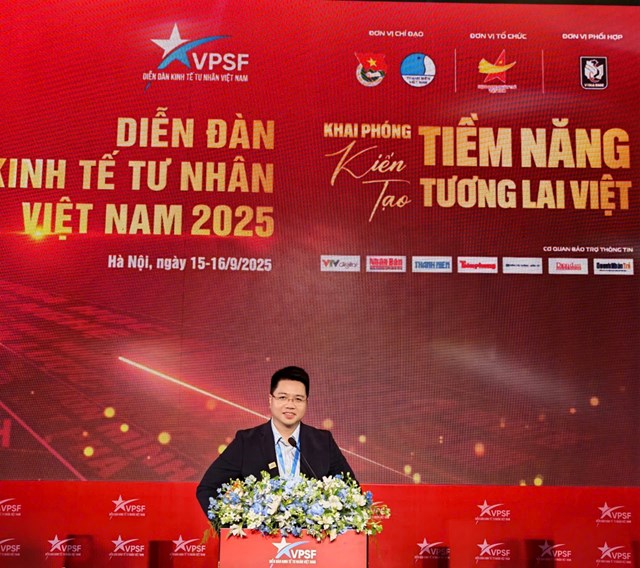 Doanh nh&acirc;n V&otilde; Phi Nhật Huy tại Diễn đ&agrave;n Kinh tế tư nh&acirc;n 2025