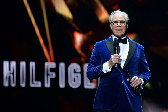 Tommy Hilfiger tại Lễ trao giải Thời trang 2021. Ảnh: Chloe Street.