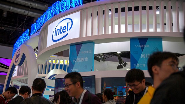 C&aacute;c &ocirc;ng lớn ng&agrave;nh b&aacute;n dẫn như Intel, TSMC, Samsung,... đang tăng cường việc s&aacute;p nhập c&aacute;c c&ocirc;ng ty nhỏ hơn trong thời gian gần đ&acirc;y. Ảnh: Financial Times.