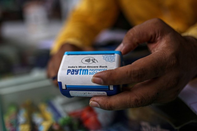 Paytm đặt mục ti&ecirc;u huy động được 2,2 tỷ USD, nếu th&agrave;nh c&ocirc;ng, đ&acirc;y sẽ l&agrave; đợt IPO lớn nhất lịch sử ng&agrave;nh chứng kho&aacute;n Ấn Độ. Ảnh:&nbsp;Dhiraj Singh