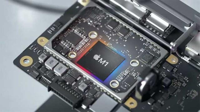 Chip M1 được Apple sử dụng trong c&aacute;c d&ograve;ng m&aacute;y t&iacute;nh, điện thoại mới. Ảnh: Apple.&nbsp;