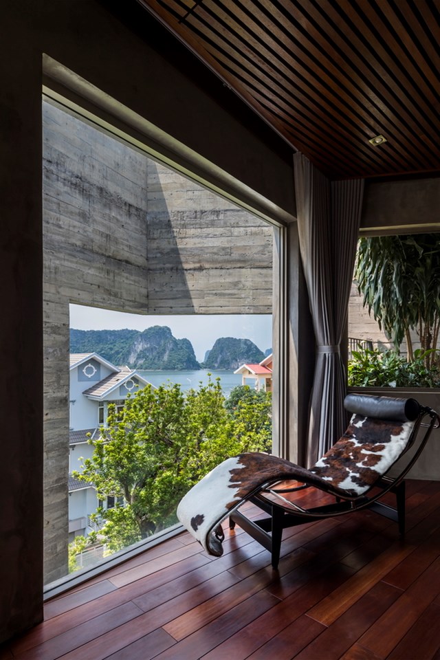 Một g&oacute;c nghỉ ngơi của chủ nh&agrave; với tầm nh&igrave;n đắt gi&aacute; ra Vịnh Hạ Long.