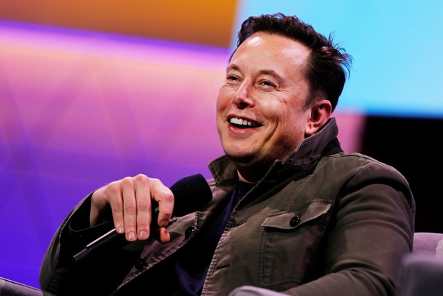 Tỷ ph&uacute; Elon Musk nổi tiếng với nhiều ph&aacute;t ng&ocirc;n g&acirc;y sốc tr&ecirc;n mạng x&atilde; hội. Ảnh: CNBC.&nbsp;