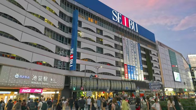 Một cửa h&agrave;ng&nbsp;Sogo &amp; Seibu. Ảnh: Nikkei Asia.&nbsp;