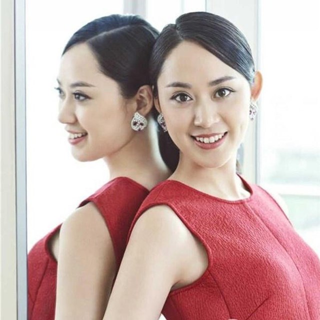 Wu Yan c&ugrave;ng chồng&nbsp;Wang Qicheng lu&ocirc;n c&ugrave;ng ch&iacute; hướng từ thuở cơ h&agrave;n đến khi th&agrave;nh tỷ ph&uacute;.