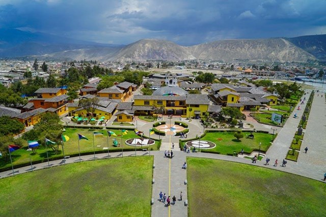 Thủ đ&ocirc; Quito của Ecuador. Ảnh: Internet