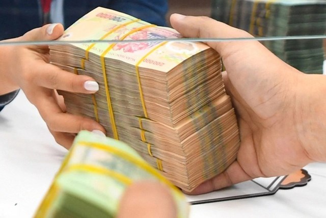Ng&#226;n h&#224;ng n&#224;o kh&#244;ng d&#249;ng hết room t&#237;n dụng sẽ chuyển cho nơi kh&#225;c - Ảnh 1