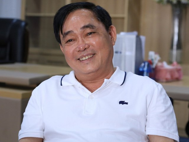 Doanh nh&acirc;n Huỳnh Uy Dũng - Dũng "l&ograve; v&ocirc;i".