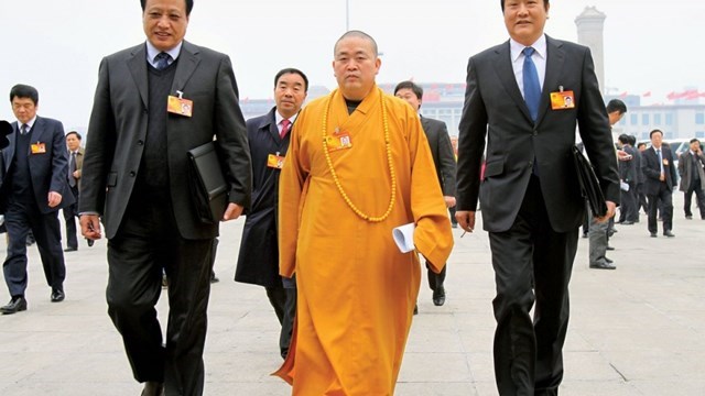 Sư trụ tr&igrave; Th&iacute;ch Vĩnh T&iacute;n &ndash; nh&agrave; sư Trung Quốc đầu ti&ecirc;n c&oacute; bằng thạc sĩ ng&agrave;nh quản trị kinh doanh. Nguồn: Internet.