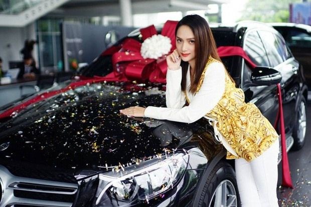 “Bu&#244;n đất, b&#225;n nh&#224;” – Nghề tay tr&#225;i gi&#250;p h&#224;ng loạt người nổi tiếng đổi đời th&#224;nh đại gia - Ảnh 3