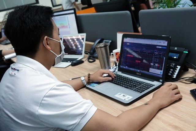 S&#224;n TP HCM lại lỗi khớp lệnh khi thanh khoản đạt kỷ lục lịch sử - Ảnh 1