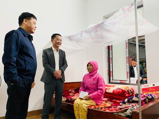 Trao &quot;M&#225;i ấm Tư ph&#225;p” tại Ninh B&#236;nh: Lan tỏa y&#234;u thương dịp Xu&#226;n Ất Tỵ 2025 - Ảnh 2